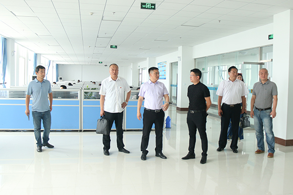 Warmly Welcome Zhejiang Chamber of Commerce of Jining Secretary General Xu and Working Committee Of Depatments Directly Under Jining Government Secretary Zhong to Visit China Coal Group