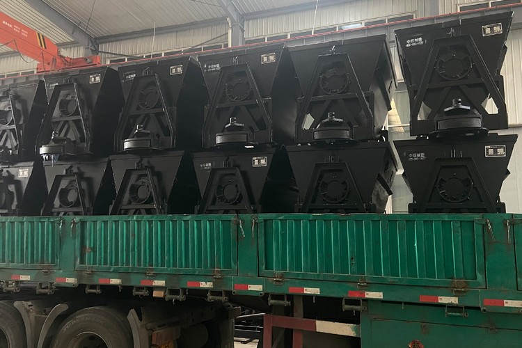 China Coal Group Sent A Batch Of Hydraulic Props And Mining Bucket Tipping Wagon To Guizhou Respectively