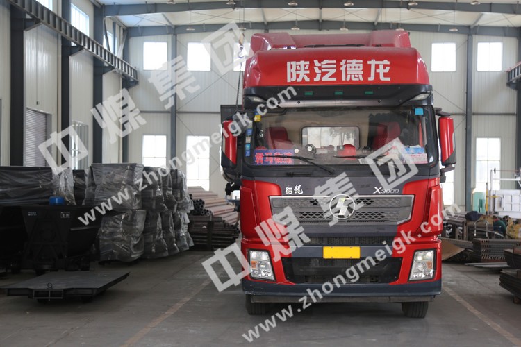 China Coal Group Sent A Batch Of Cement Mixers, Rubber Pavers, Mortar Sprayers, Diesel Engine Cranes, And Scraper Winches To Ningxia