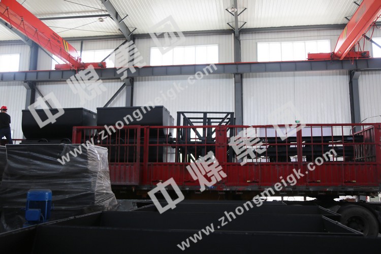 China Coal Group Sent A Batch Of Cement Mixers, Rubber Pavers, Mortar Sprayers, Diesel Engine Cranes, And Scraper Winches To Ningxia