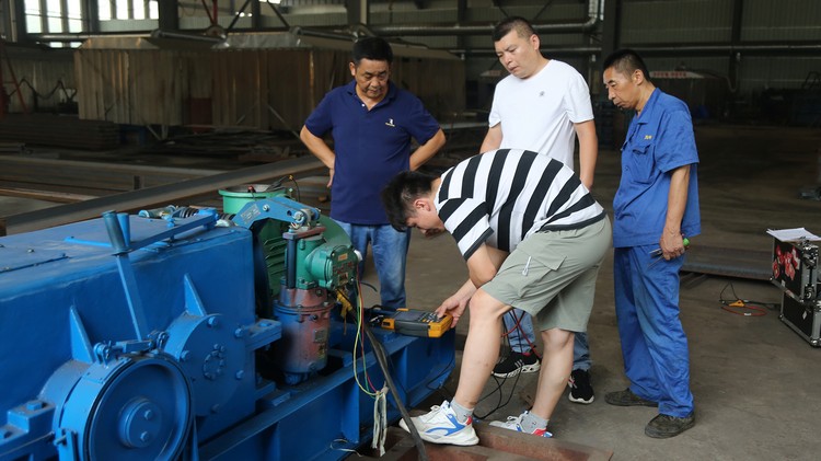 Experts From The National Safety Production Changsha Mine Electromechanical Testing And Inspection Center Visited China Coal Group For Product Inspection